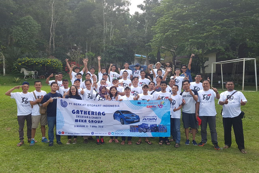 Gathering Meka Group.