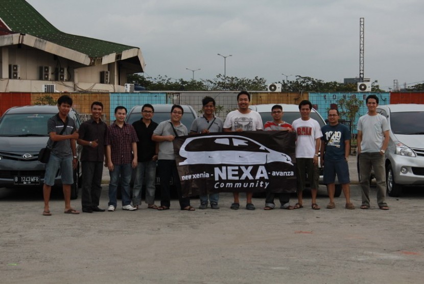 Gathering V NEXA Community pada tanggal 21 Oktober 2012 di Ancol.