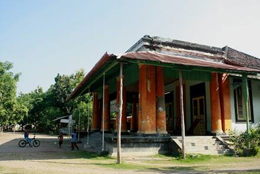 Gedong Duwur di Indramayu.