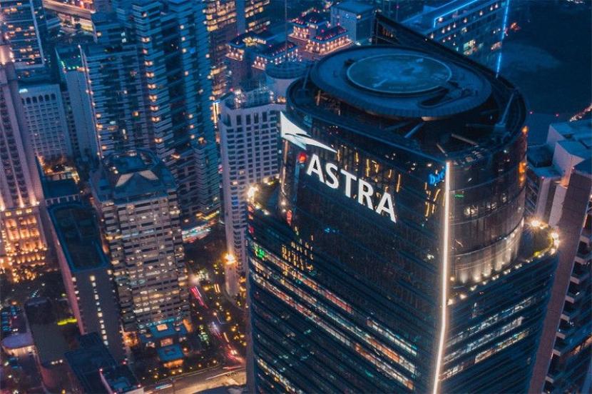 Gedung Astra. Astra mencatat penurunan penjualan mobil pada April 2024.