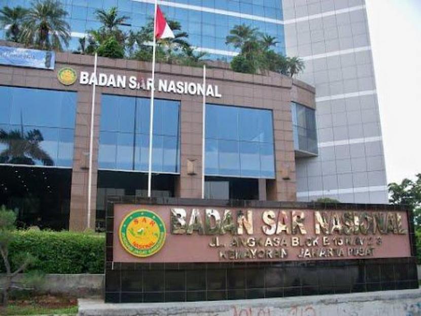 Gedung Badan SAR Nasional (Basarnas) di Kemayoran, Jakarta Pusat digeledah penyidik Puspom TNI dan KPK.