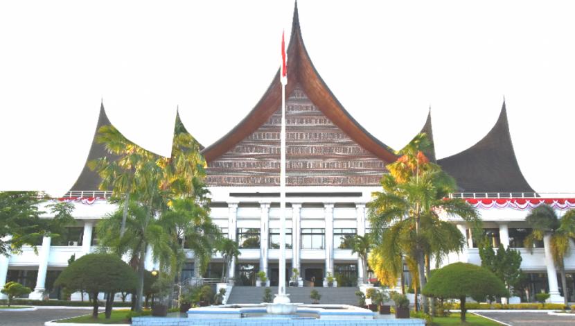 Gedung DPRD Sumbar di Kota Padang (ilustrasi).