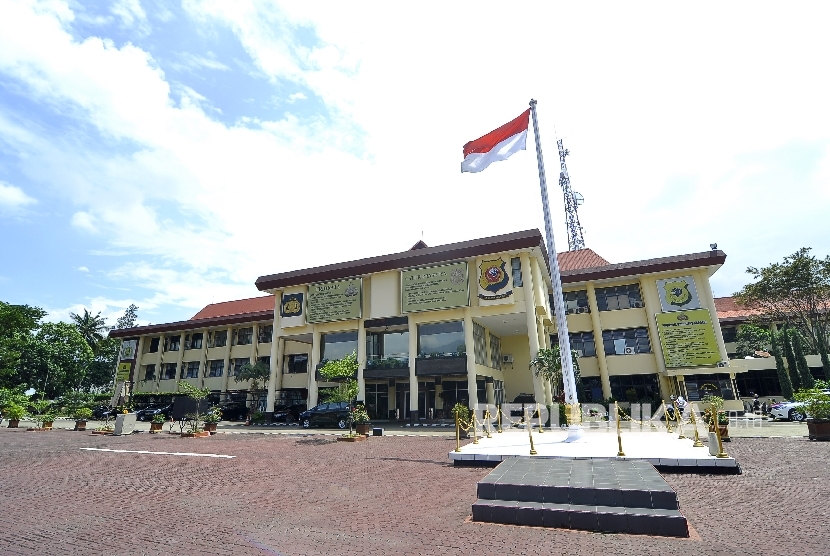 Gedung Mapolda Jawa Barat