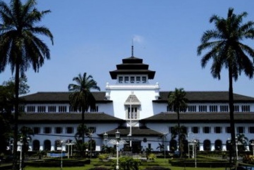 Gedung Sate, landmark kota Bandung.