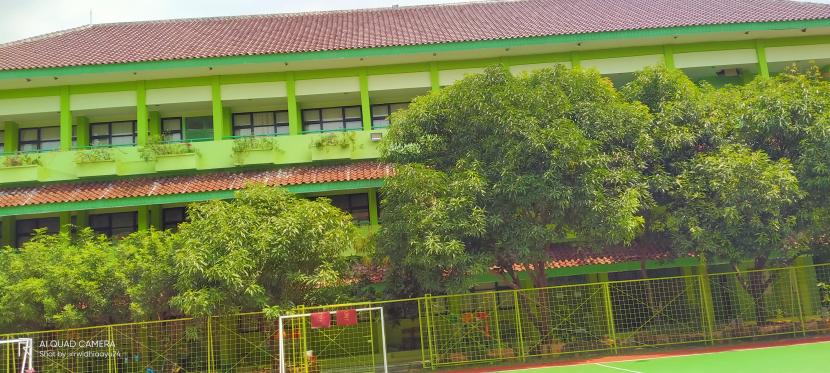 Gedung Sekolah Menengah Atas Negeri (SMAN) 72 Jakarta
