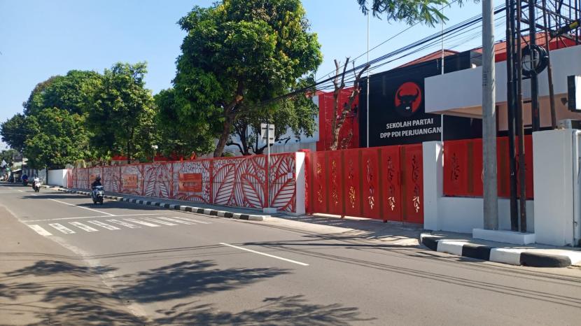 Gedung Sekolah Partai akan digunakan sebagai lokasi pelatihan nakes.