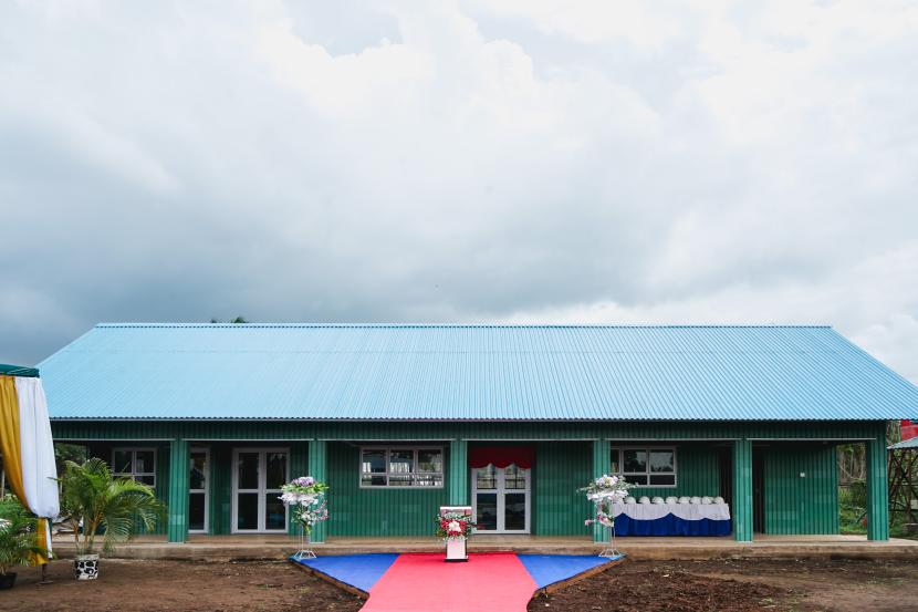 Gedung serbaguna ramah lingkungan (eco building) yang disebut Gedung Eco-Sistem Kelapa di Pulau Burung, Riau, yang terletak di salah satu perkebunan milik Sambu Group yaitu PT Riau Sakti United Plantations (RSUP).