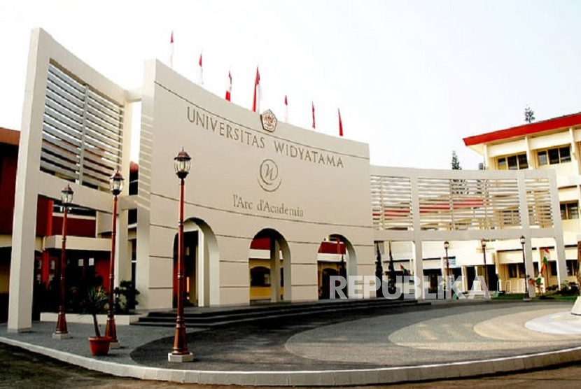 Gedung Universitas Widyatama, Kota Bandung, Jawa Barat.