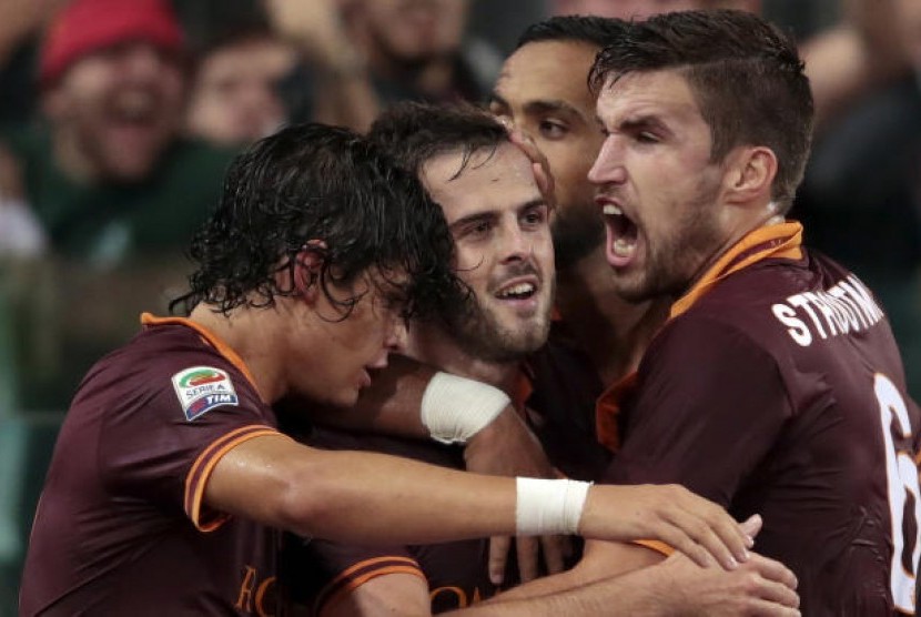 Gelandang AS Roma, Kevin Strootman.