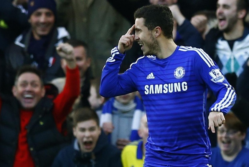 Gelandang Eden Hazard.