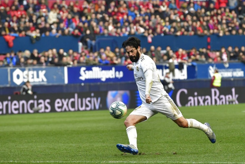 Gelandang Madrid, Isco mencetak gol ke-50 untuk Real Madrid.