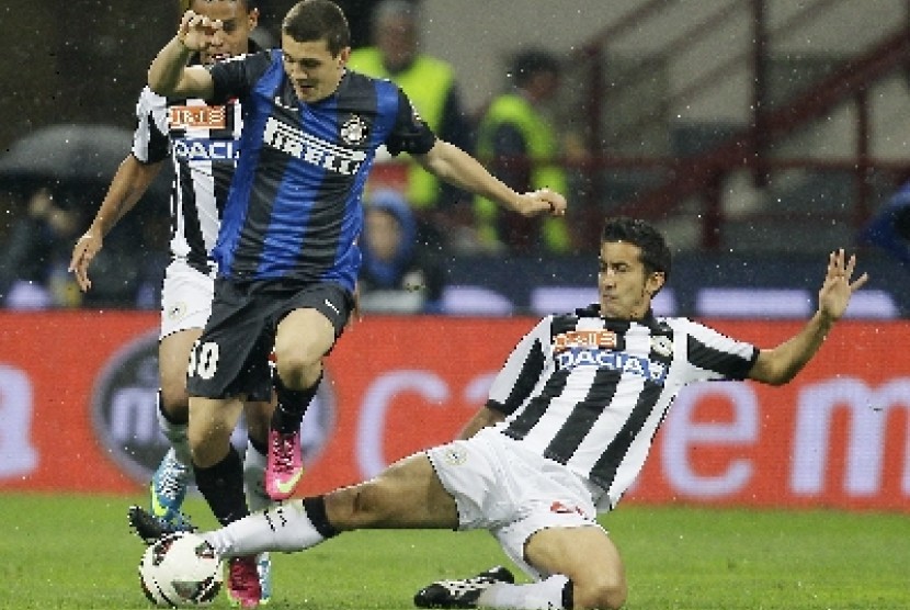 Gelandang Mateo Kovacic.