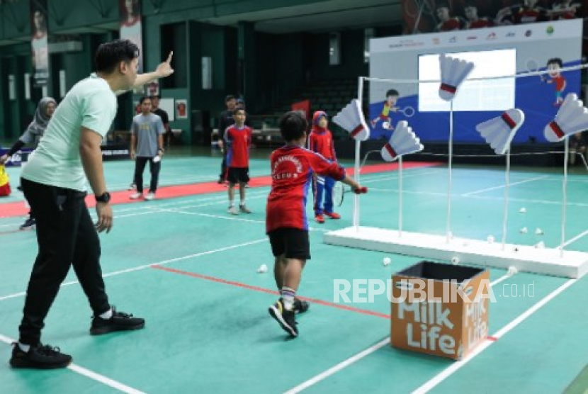 Gelaran Festival SenengMinton sebagai upaya untuk menumbuhkan kesenangan dan kecintaan olahraga bulu tangkis di level usia dini. Perlombaan yang digelar pada 23 dan 24 Juni 2025 di GOR Djarum, Jati, Kudus, Jawa Tengah 