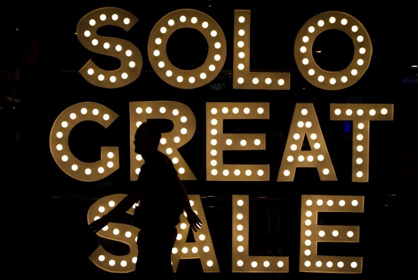 Solo Great Sale (SGS) ke-8 resmi dibuka di Car Free Day Jalan Slamet Riyadi, Solo, Jawa Tengah, Ahad (25/9/2022). (ilustrasi).