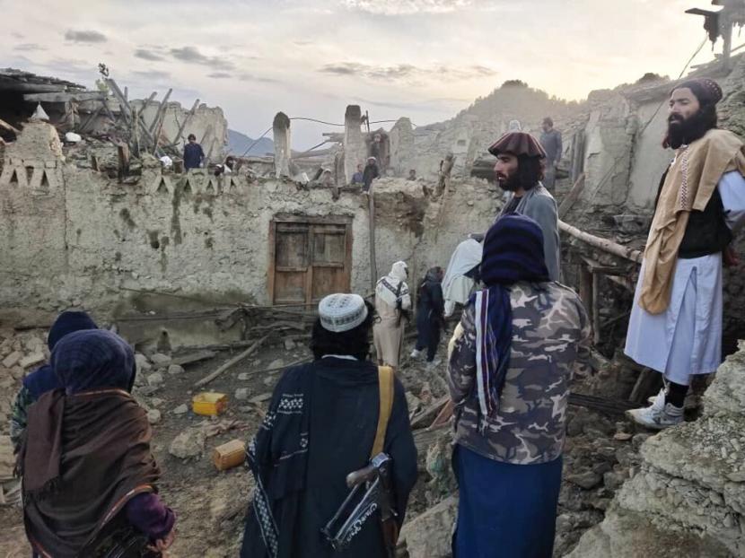  Gempa bumi berkekuatan 6,1 skala richter yang mengguncang Afghanistan pada Rabu (22/6).