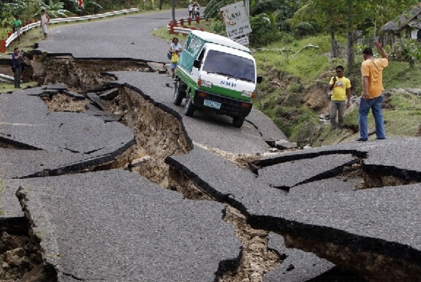 Gempa di Filipina 