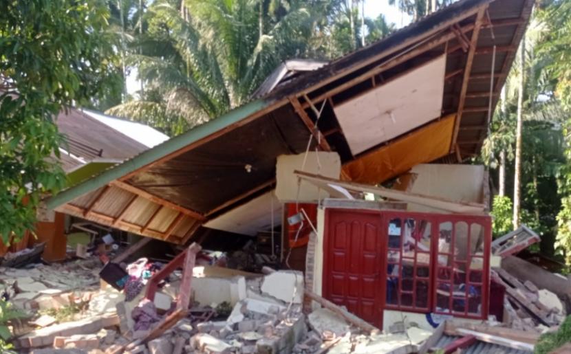 Gempa di Kabupaten Pasaman Barat, Provinsi Sumatra Barat.