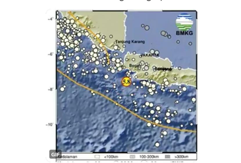 Gempa tektonik dengan magnitudo 5,7 melanda wilayah Samudera Hindia Selatan, Banten, Ahad, sekitar pukul 20.07 WIB.