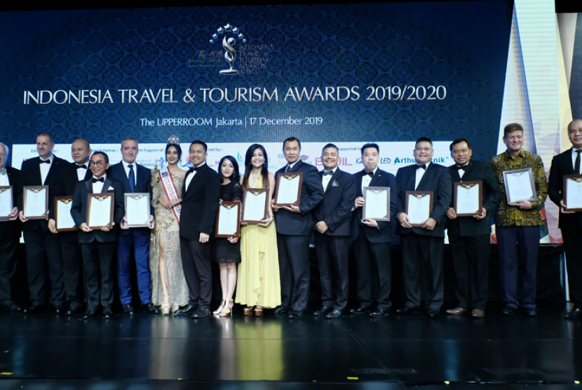 General Manager Aston Priority Simatupang Hotel & Conference Center, S Aulia Masjhoerdin pada malam itu dinobatkan sebagai salah satu pemenang Top Hospitality Leader 2019/20 dalam ajang ITTA Awards 2019/20.
