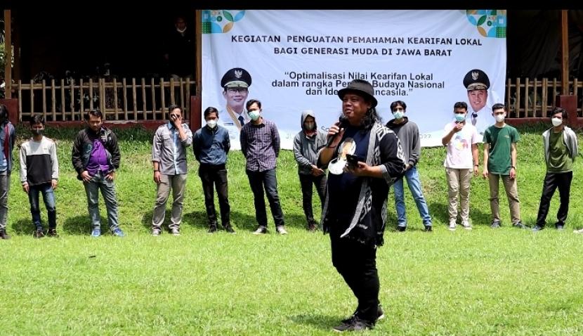 Generasi muda harus mampu berinovasi menghadapi tantangan dimaksud dan keluar sebagai pemenang.