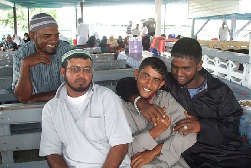 Generasi muda Muslim di Guyana.