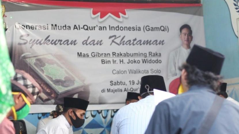 Generasi Muda Qurani Indonesia (GaMQI) menggelar doa atas terpilihnya Gibran maju di Pilwakot Solo.