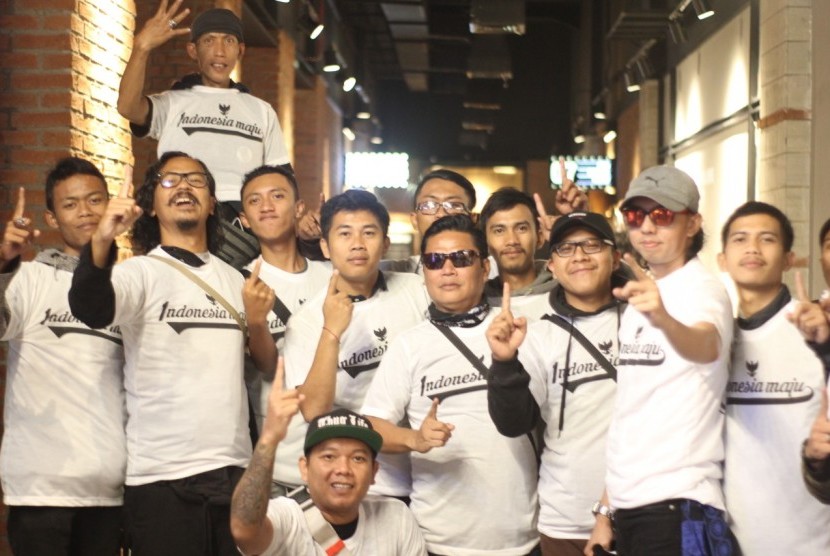 Genre Milenial 01 gelar acara nonton bareng (Nobar) di Bioskop CGV Pascall jalan Pasir Kaliki, Kebon Jeruk, Andir, Kota Bandung, Jawa Barat, Ahad (10/2). 