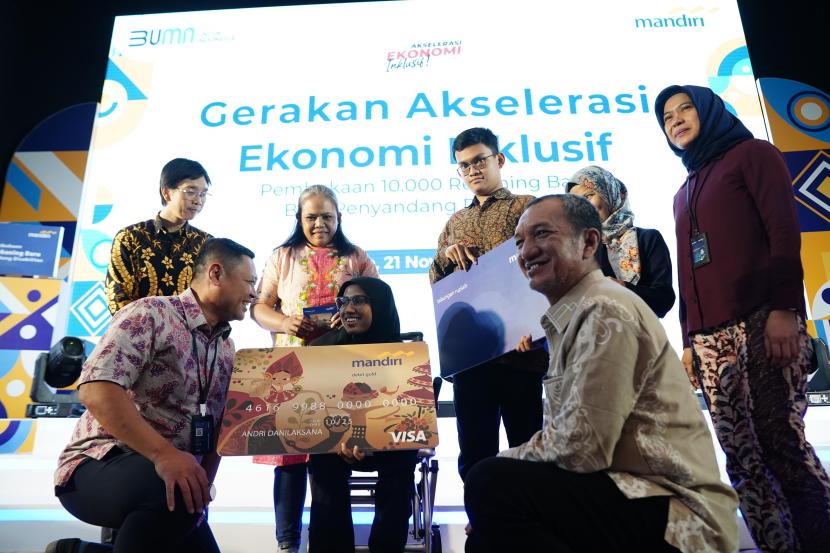 Gerakan Akselerasi Ekonomi Inklusif dengan pembukaan 10 ribu rekening tabungan baru bagi penyandang disabilitas yang tersebar di Jawa Barat, Jawa Tengah, dan Yogyakarta. 