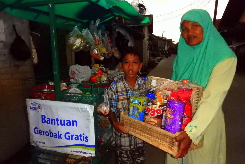 Gerobak Sayur untuk Sayem dari Rumah Yatim