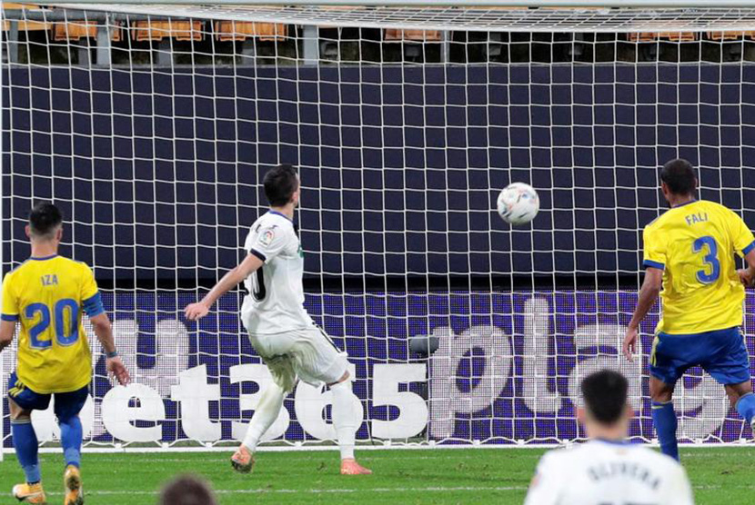 Getafe menang 2-0 dalam laga melawan Cadiz di Stadion Ramon de Carranz, Senin (21/12).
