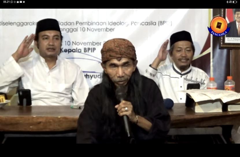 Ghufron Al-Bantani. MUI tengah melakukan kajian intensif menyikapi Mama Ghufron 