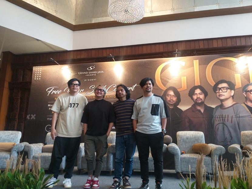 Band Gigi menggelar konferensi pers di Grand Sahid Jaya, Jumat (27/1/2023). Gigi berencana mengadakan konser  
