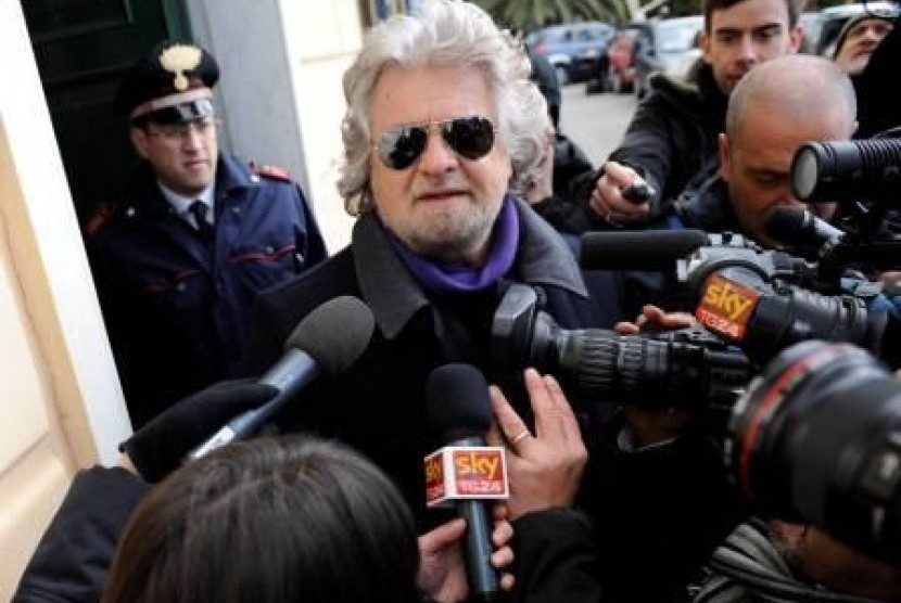 Giuseppe Piero Grillo, komedian yang memenangkan pemilu Italia.