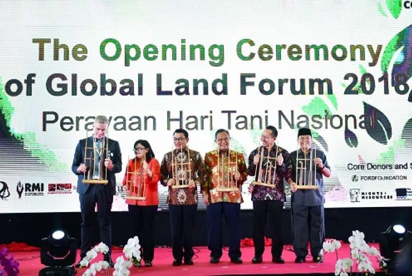 Global Land Forum (GLF) di Bandung (24/9).