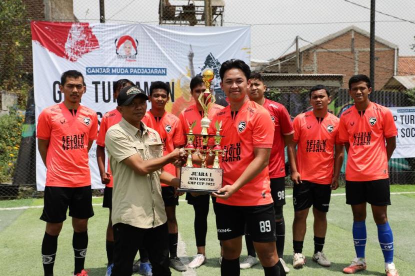 GMP menggelar turnamen mini soccer di Lapangan Bromus, Kecamatan Cinambo, Kota Bandung, Jawa Barat, Sabtu (16/9/2023). 