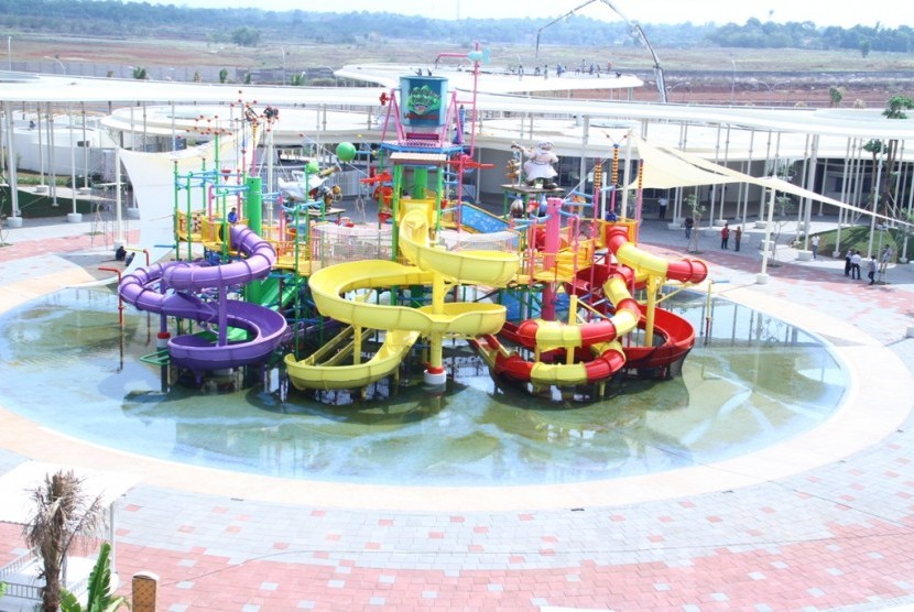 Go!Wet Water Park, wahana air yang berada di Grand Wisata Bekasi.