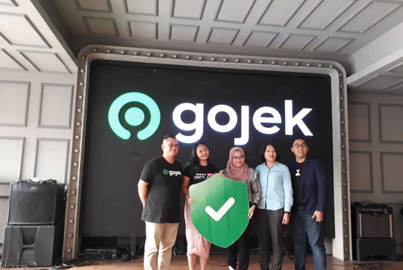 Gojek beserta sejumlah perwakilan institusi/komunitas mengadakan diskusi tentang edukasi kekerasan seksual pada mitra dan pelanggan di 5 Lounge and Terrace, Kota Malang, Kamis (25/7).