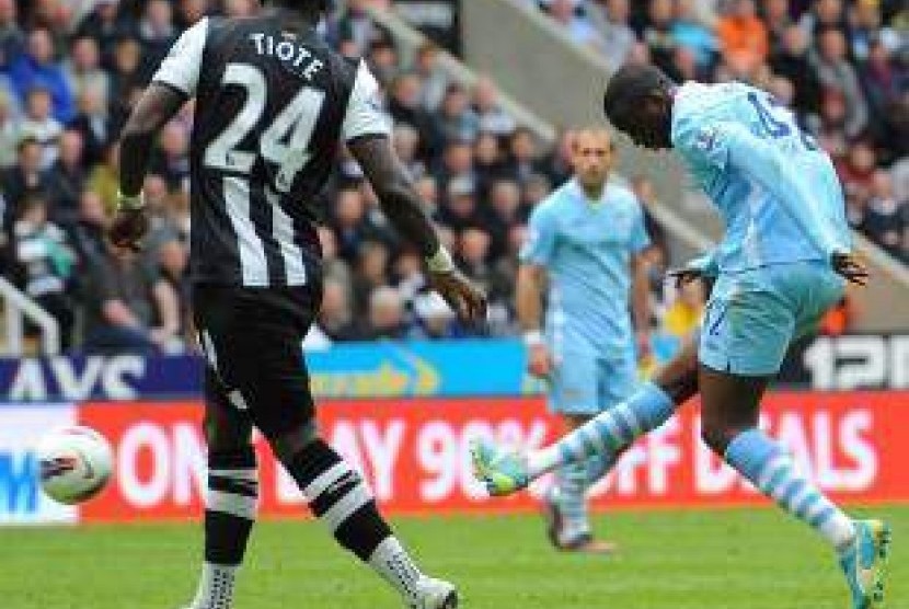 Gol Yaya Toure ke gawang Newcastle, mengantarkan City meraih tiga angka (6/5)