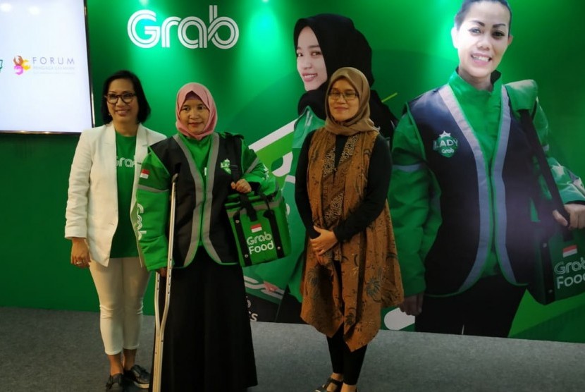 Grab bekerja sama dengan Komnas Perempuan untuk melindungi mitra pengemudi perempuan Grab. 