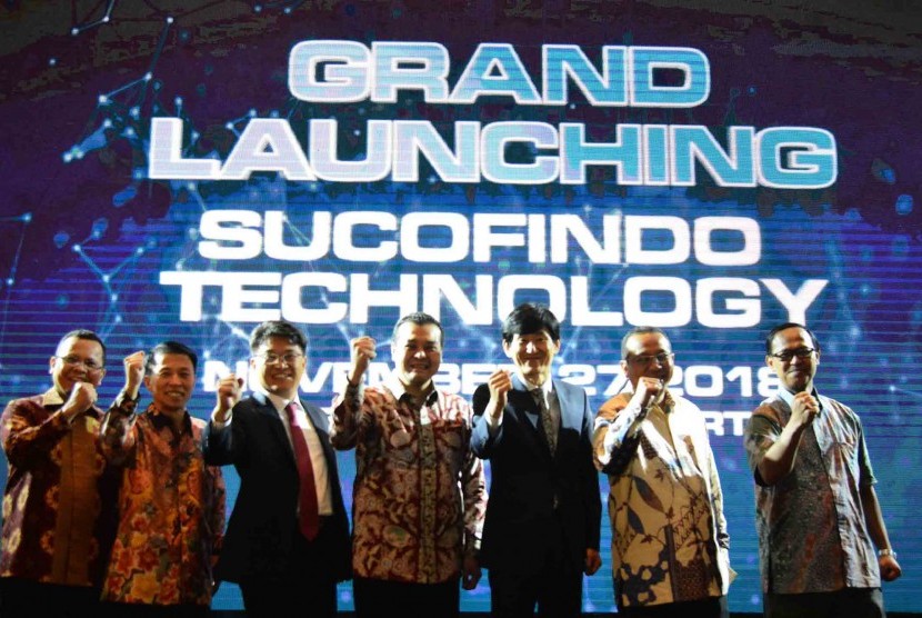 Grand launching Unit Sucofindo Technology dengan layanan jasa di bidang teknologi informasi di Jakarta, Selasa (27/11).