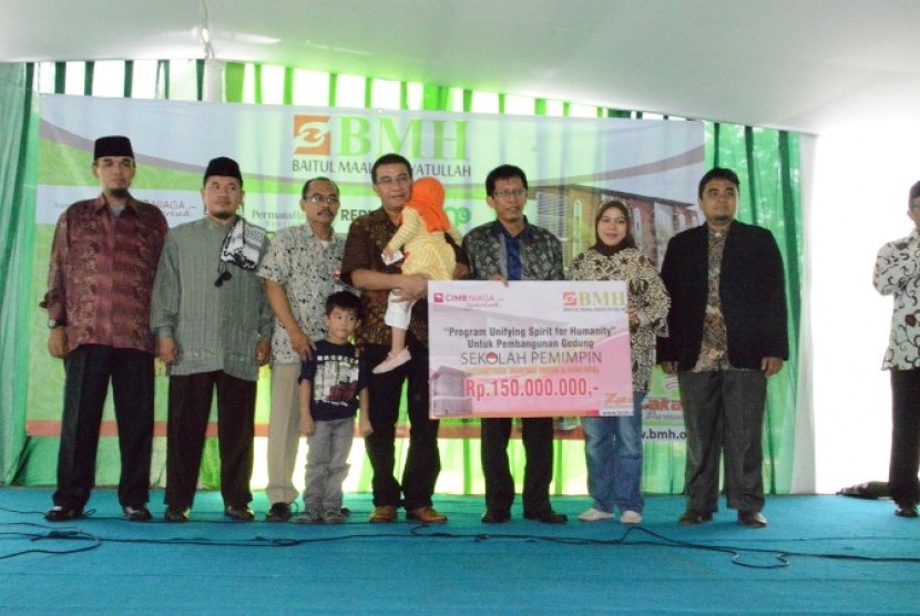  Grand Opening Sekolah Pemimpin di Pesantren Hidayatullah Jalan Kalimulya, Depok, Sabtu (07/03)