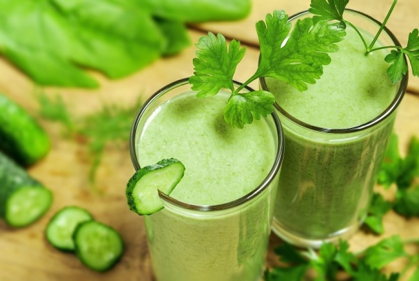Green smoothie merupakan makanan kaya protein yang baik untuk diet