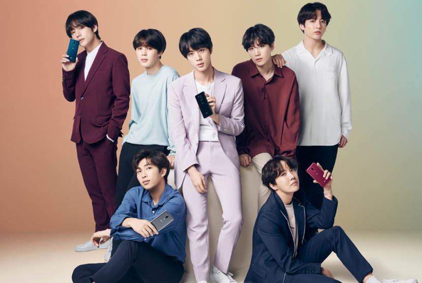 Grup musik BTS memberikan penampilan pertama 