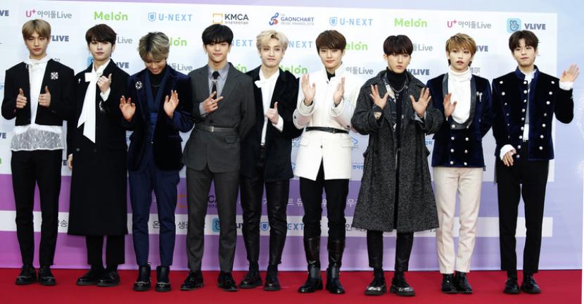 Grup K-pop Stray Kids menjadi artis K-pop pertama yang bertahan selama delapan pekan di Billboard.