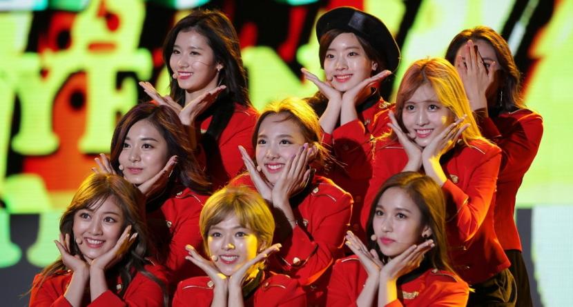 Grup K-pop Twice membuka tentang kesuksesan dan pandangan popularitas mereka. 