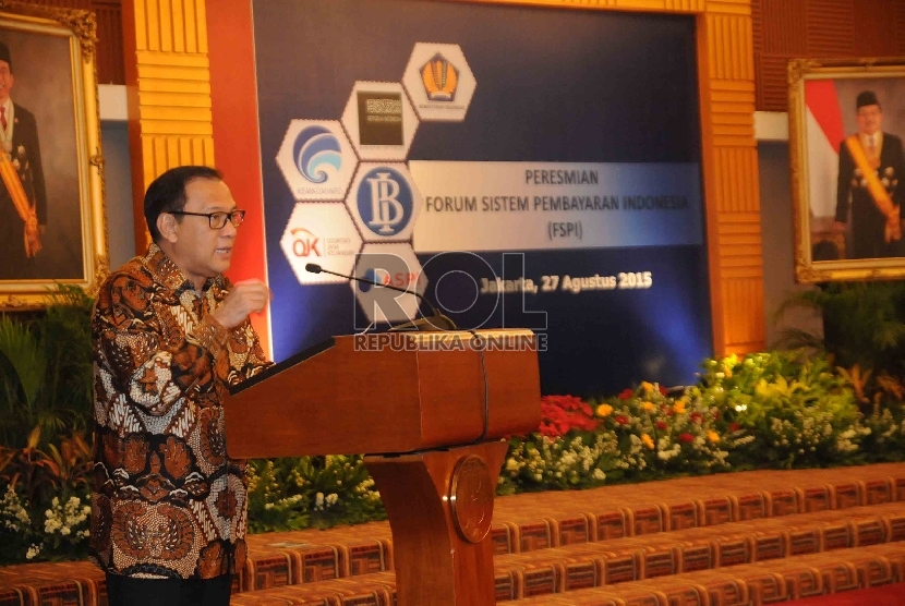 Gubernur Bank Indonesia (BI) Agus Martowardojo memberikan sambutannya saat peresmian Forum Sistem Pembayaran Indonesia (FSPI) di Bank Indonesia, Jakarta, Kamis (27/8).