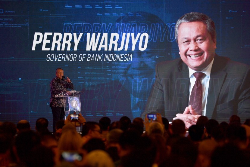 Gubernur Bank Indonesia (BI) yang juga Ketua Umum Ikatan Sarjana Ekonomi Indonesia (ISEI) Perry Warjiyo. ISEI optimistis 2022 jadi momen akselerasi ekonomi.