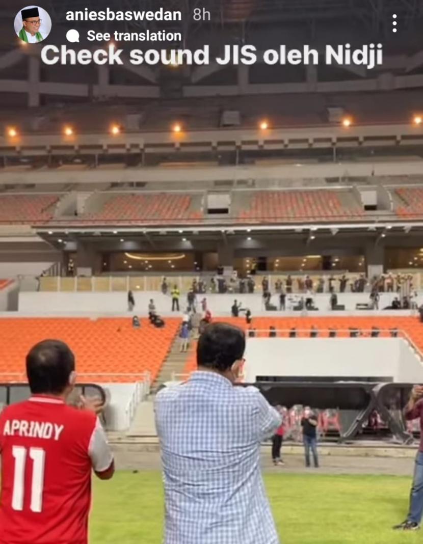 Gubernur DKI Anies Rasyid Baswedan mengunggah video sedang menonton check sound grup band Nidji di Jakarta International Stadium, Jakarta Utara, Ahad (16/1) malam WIB.