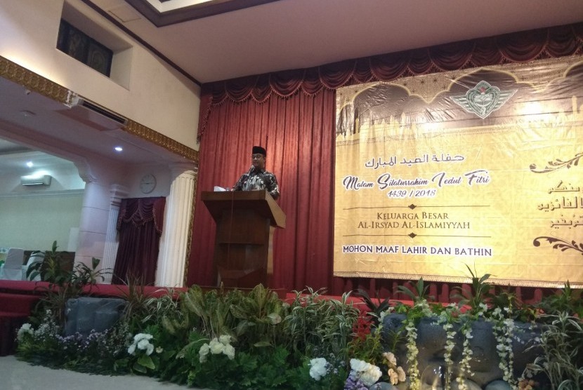 Gubernur DKI Jakarta, Anies Baswedan berpidato pada Malam Silaturrahim Idul Fitri 1439 H PP Al-Irsyad Al-Islamiyyah di Balai Pertemuan Langen Palikrama, Jakarta, Selasa (11/7) malam. 