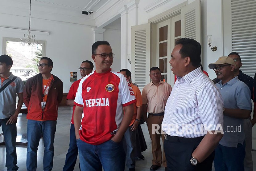  Gubernur DKI Jakarta Anies Basweda saat bersama Sekda Saefullah (ilustrasi)sekda